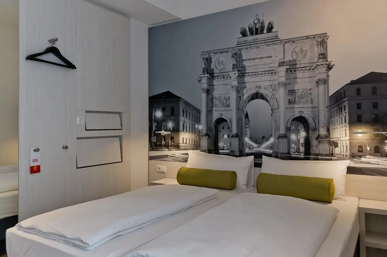 Super 8 By Wyndham Munich City West Germany