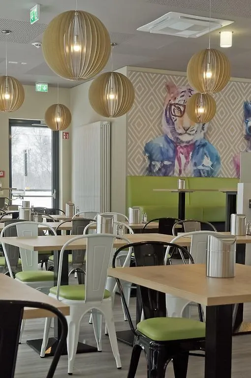 Super 8 By Wyndham Munich City West 3*,