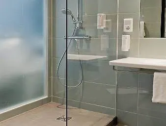 Super 8 By Wyndham Munich City West