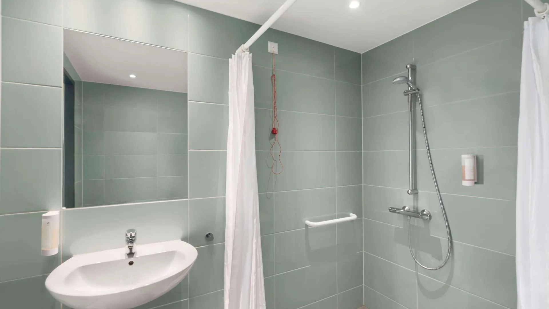 Hotel Super 8 By Wyndham Munich City West